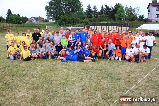 Zdjęcie w galerii na portalu naszraciborz.pl: Turniej sołectw gminy Kornowac. Łańce z pucharem wójta! wiadomości z regionu