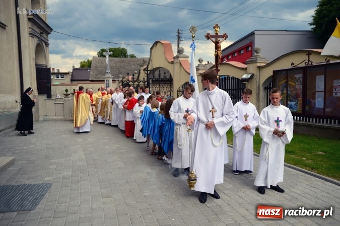 Zdjęcie w galerii na portalu naszraciborz.pl: Ks. Wilhelm Schiwon świętował dziś w Krzanowicach 50-lecie kapłaństwa wiadomości z regionu