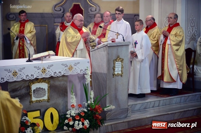 Zdjęcie w galerii na portalu naszraciborz.pl: Ks. Wilhelm Schiwon świętował dziś w Krzanowicach 50-lecie kapłaństwa wiadomości z regionu