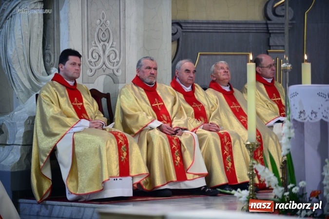 Zdjęcie w galerii na portalu naszraciborz.pl: Ks. Wilhelm Schiwon świętował dziś w Krzanowicach 50-lecie kapłaństwa wiadomości z regionu