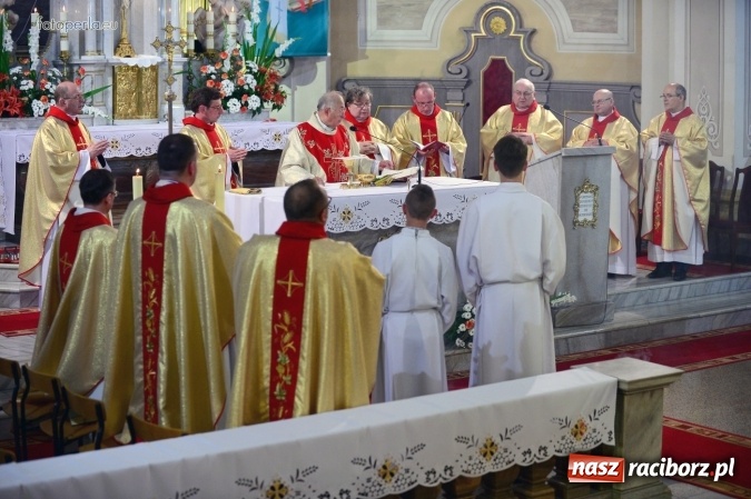 Zdjęcie w galerii na portalu naszraciborz.pl: Ks. Wilhelm Schiwon świętował dziś w Krzanowicach 50-lecie kapłaństwa wiadomości z regionu