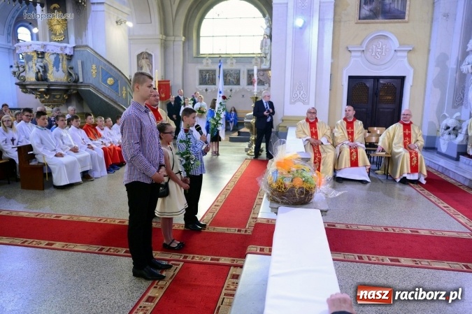 Zdjęcie w galerii na portalu naszraciborz.pl: Ks. Wilhelm Schiwon świętował dziś w Krzanowicach 50-lecie kapłaństwa wiadomości z regionu