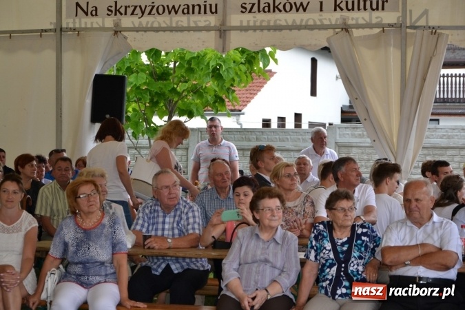 Zdjęcie w galerii na portalu naszraciborz.pl: IV Międzynarodowy Festiwal Orkiestr Dętych w Tworkowie wiadomości z regionu