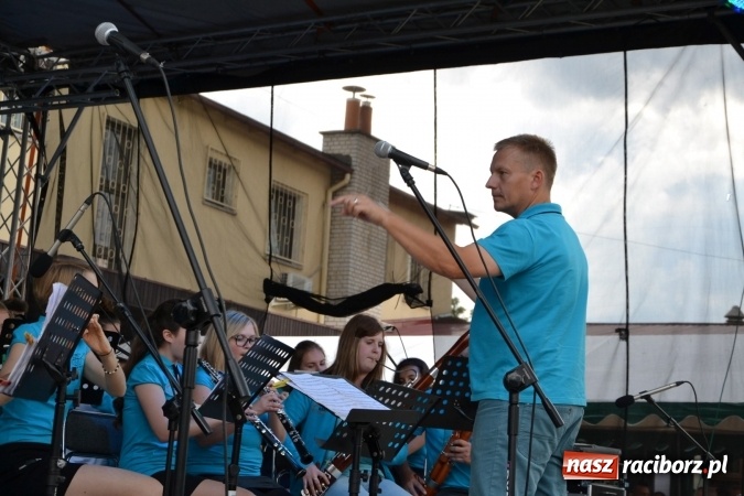 Zdjęcie w galerii na portalu naszraciborz.pl: IV Międzynarodowy Festiwal Orkiestr Dętych w Tworkowie wiadomości z regionu