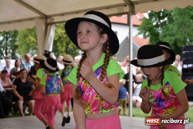 Zdjęcie w galerii na portalu naszraciborz.pl: IV Międzynarodowy Festiwal Orkiestr Dętych w Tworkowie wiadomości z regionu