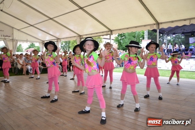 Zdjęcie w galerii na portalu naszraciborz.pl: IV Międzynarodowy Festiwal Orkiestr Dętych w Tworkowie wiadomości z regionu