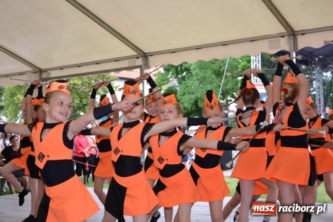 Zdjęcie w galerii na portalu naszraciborz.pl: IV Międzynarodowy Festiwal Orkiestr Dętych w Tworkowie wiadomości z regionu