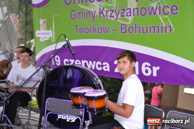 Zdjęcie w galerii na portalu naszraciborz.pl: IV Międzynarodowy Festiwal Orkiestr Dętych w Tworkowie wiadomości z regionu
