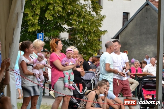 Zdjęcie w galerii na portalu naszraciborz.pl: IV Międzynarodowy Festiwal Orkiestr Dętych w Tworkowie wiadomości z regionu