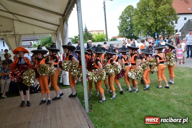 Zdjęcie w galerii na portalu naszraciborz.pl: IV Międzynarodowy Festiwal Orkiestr Dętych w Tworkowie wiadomości z regionu