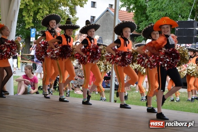 Zdjęcie w galerii na portalu naszraciborz.pl: IV Międzynarodowy Festiwal Orkiestr Dętych w Tworkowie wiadomości z regionu