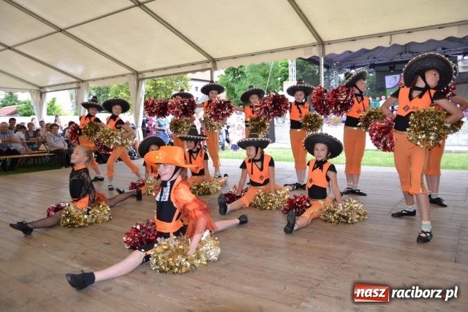 Zdjęcie w galerii na portalu naszraciborz.pl: IV Międzynarodowy Festiwal Orkiestr Dętych w Tworkowie wiadomości z regionu