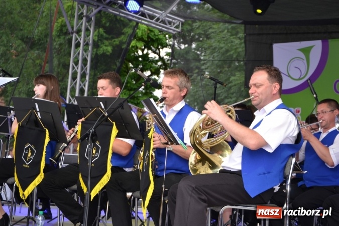 Zdjęcie w galerii na portalu naszraciborz.pl: IV Międzynarodowy Festiwal Orkiestr Dętych w Tworkowie wiadomości z regionu