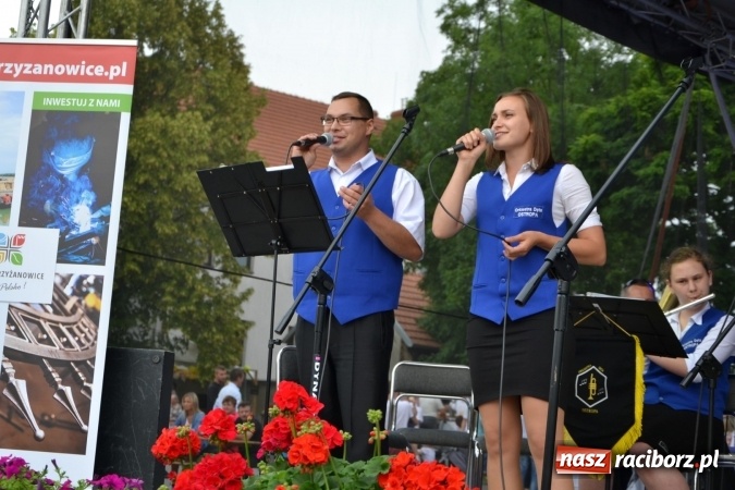 Zdjęcie w galerii na portalu naszraciborz.pl: IV Międzynarodowy Festiwal Orkiestr Dętych w Tworkowie wiadomości z regionu