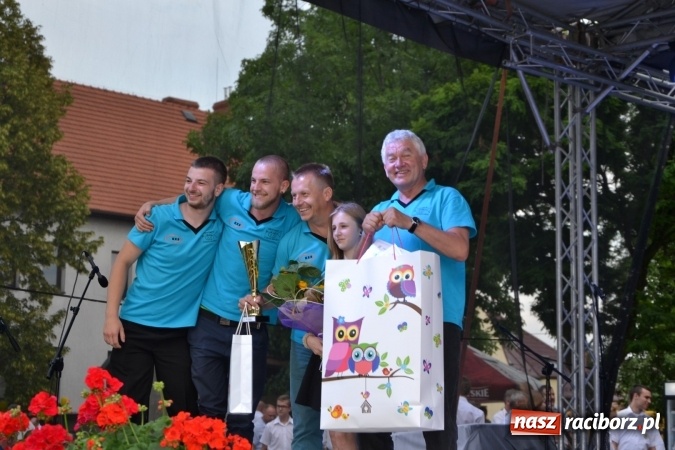 Zdjęcie w galerii na portalu naszraciborz.pl: IV Międzynarodowy Festiwal Orkiestr Dętych w Tworkowie wiadomości z regionu