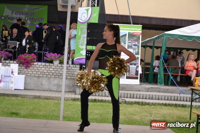 Zdjęcie w galerii na portalu naszraciborz.pl: IV Międzynarodowy Festiwal Orkiestr Dętych w Tworkowie wiadomości z regionu