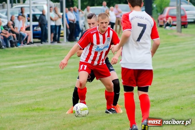 Zdjęcie w galerii na portalu naszraciborz.pl: Nerwówka w Bieńkowicach. Baraż nie dla Rogowa wiadomości z regionu