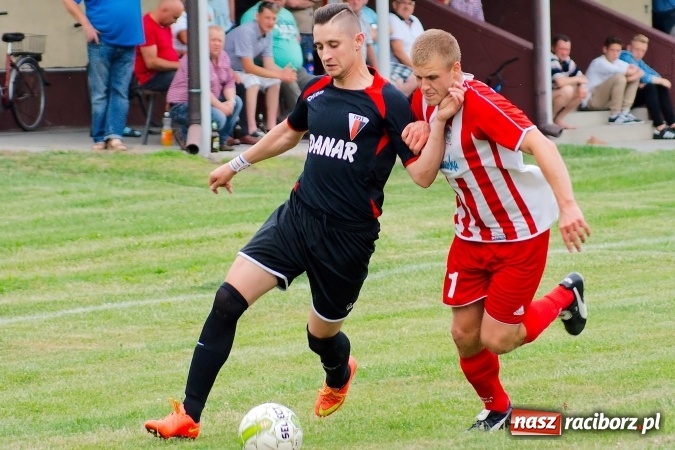 Zdjęcie w galerii na portalu naszraciborz.pl: Nerwówka w Bieńkowicach. Baraż nie dla Rogowa wiadomości z regionu