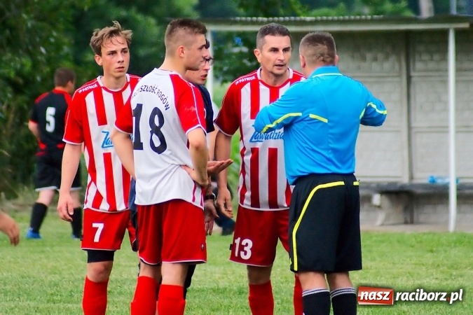 Zdjęcie w galerii na portalu naszraciborz.pl: Nerwówka w Bieńkowicach. Baraż nie dla Rogowa wiadomości z regionu