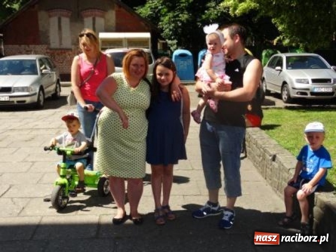 Zdjęcie w galerii na portalu naszraciborz.pl: Obchody IX Metropolitalnego Święta Rodziny w MDK-u wiadomości z regionu