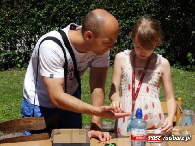 Zdjęcie w galerii na portalu naszraciborz.pl: Obchody IX Metropolitalnego Święta Rodziny w MDK-u wiadomości z regionu