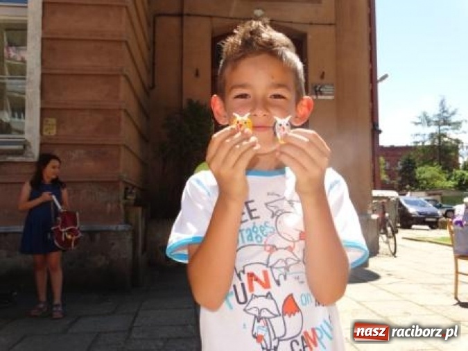 Zdjęcie w galerii na portalu naszraciborz.pl: Obchody IX Metropolitalnego Święta Rodziny w MDK-u wiadomości z regionu