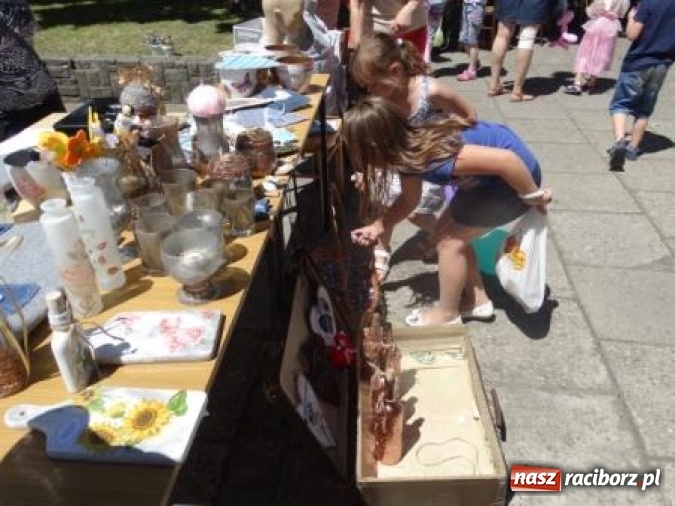 Zdjęcie w galerii na portalu naszraciborz.pl: Obchody IX Metropolitalnego Święta Rodziny w MDK-u wiadomości z regionu