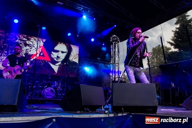 Zdjęcie w galerii na portalu naszraciborz.pl: BRACIA i gościnnie Krzysztof Cugowski na finał Dni Raciborza 2016 FOTO wiadomości z regionu