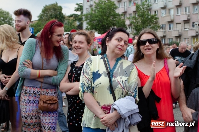 Zdjęcie w galerii na portalu naszraciborz.pl: BRACIA i gościnnie Krzysztof Cugowski na finał Dni Raciborza 2016 FOTO wiadomości z regionu