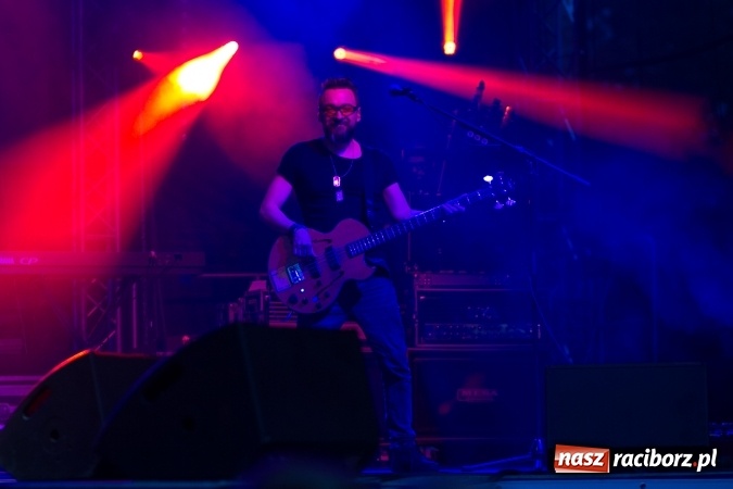 Zdjęcie w galerii na portalu naszraciborz.pl: BRACIA i gościnnie Krzysztof Cugowski na finał Dni Raciborza 2016 FOTO wiadomości z regionu