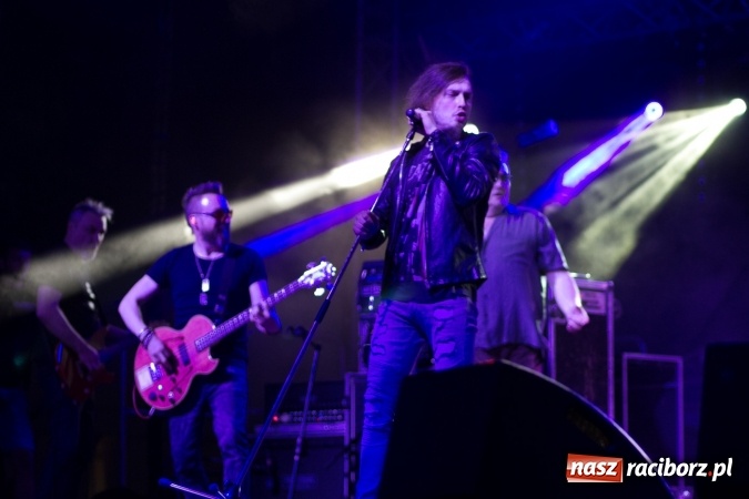 Zdjęcie w galerii na portalu naszraciborz.pl: BRACIA i gościnnie Krzysztof Cugowski na finał Dni Raciborza 2016 FOTO wiadomości z regionu