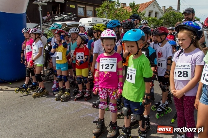 Zdjęcie w galerii na portalu naszraciborz.pl: VI Ogólnopolski Bieg na Łyżworolkach w Modzurowie wiadomości z regionu