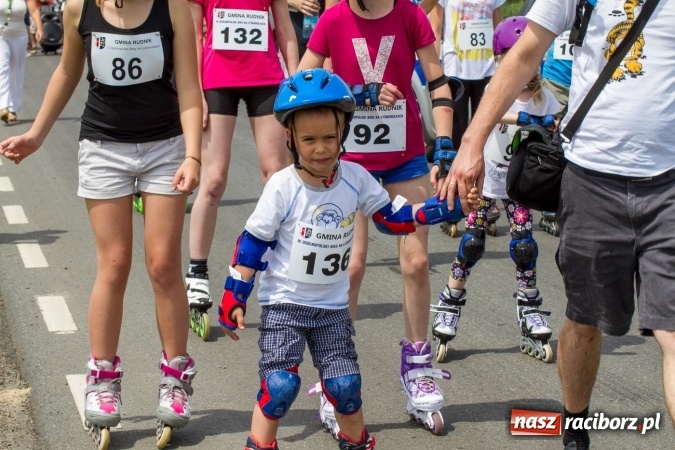 Zdjęcie w galerii na portalu naszraciborz.pl: VI Ogólnopolski Bieg na Łyżworolkach w Modzurowie wiadomości z regionu