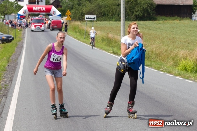 Zdjęcie w galerii na portalu naszraciborz.pl: VI Ogólnopolski Bieg na Łyżworolkach w Modzurowie wiadomości z regionu