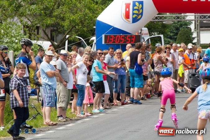 Zdjęcie w galerii na portalu naszraciborz.pl: VI Ogólnopolski Bieg na Łyżworolkach w Modzurowie wiadomości z regionu