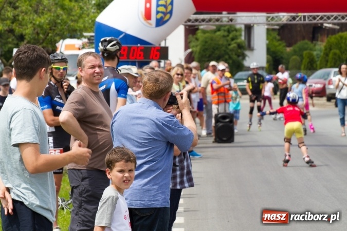 Zdjęcie w galerii na portalu naszraciborz.pl: VI Ogólnopolski Bieg na Łyżworolkach w Modzurowie wiadomości z regionu