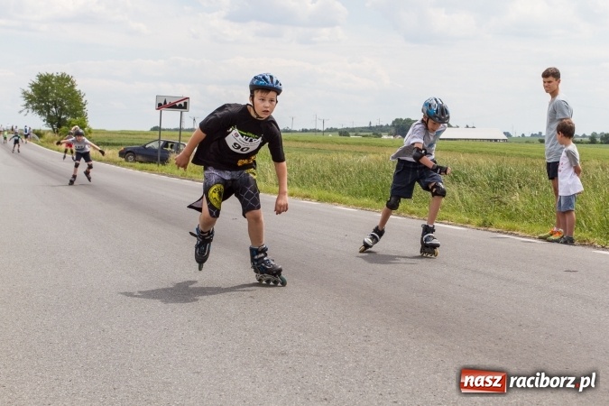 Zdjęcie w galerii na portalu naszraciborz.pl: VI Ogólnopolski Bieg na Łyżworolkach w Modzurowie wiadomości z regionu