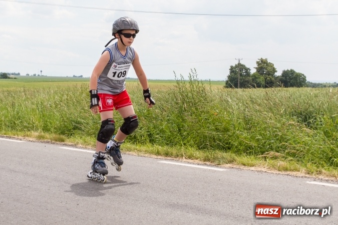 Zdjęcie w galerii na portalu naszraciborz.pl: VI Ogólnopolski Bieg na Łyżworolkach w Modzurowie wiadomości z regionu