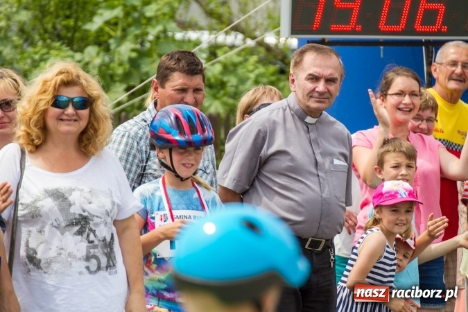 Zdjęcie w galerii na portalu naszraciborz.pl: VI Ogólnopolski Bieg na Łyżworolkach w Modzurowie wiadomości z regionu
