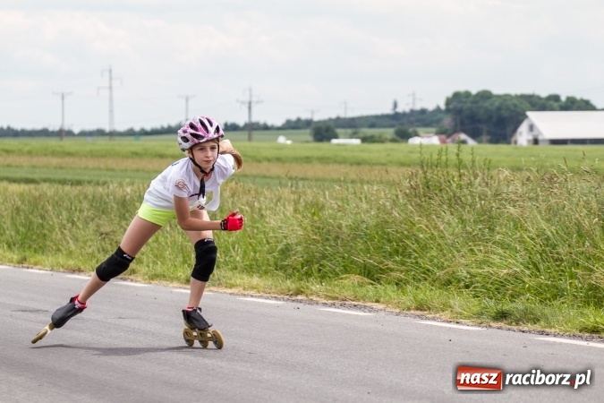 Zdjęcie w galerii na portalu naszraciborz.pl: VI Ogólnopolski Bieg na Łyżworolkach w Modzurowie wiadomości z regionu