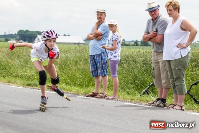 Zdjęcie w galerii na portalu naszraciborz.pl: VI Ogólnopolski Bieg na Łyżworolkach w Modzurowie wiadomości z regionu