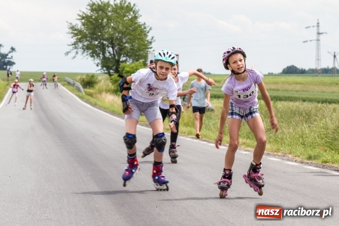 Zdjęcie w galerii na portalu naszraciborz.pl: VI Ogólnopolski Bieg na Łyżworolkach w Modzurowie wiadomości z regionu