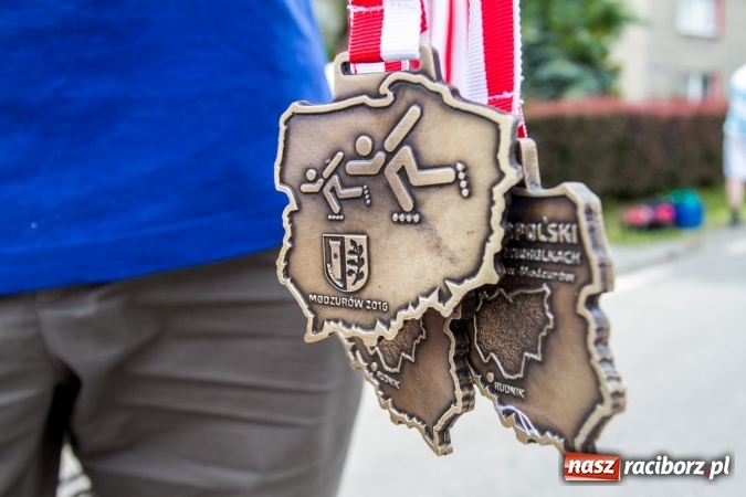 Zdjęcie w galerii na portalu naszraciborz.pl: VI Ogólnopolski Bieg na Łyżworolkach w Modzurowie wiadomości z regionu