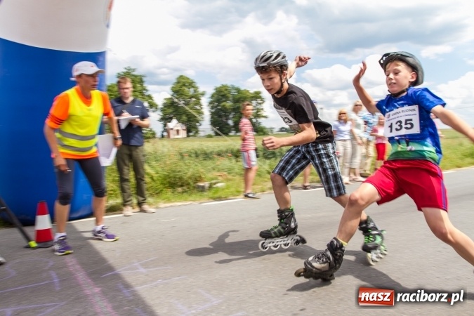 Zdjęcie w galerii na portalu naszraciborz.pl: VI Ogólnopolski Bieg na Łyżworolkach w Modzurowie wiadomości z regionu