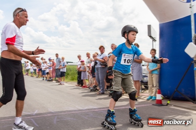 Zdjęcie w galerii na portalu naszraciborz.pl: VI Ogólnopolski Bieg na Łyżworolkach w Modzurowie wiadomości z regionu