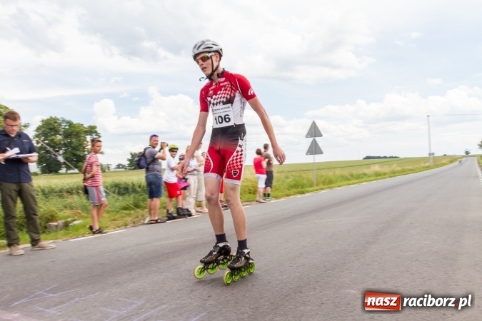 Zdjęcie w galerii na portalu naszraciborz.pl: VI Ogólnopolski Bieg na Łyżworolkach w Modzurowie wiadomości z regionu