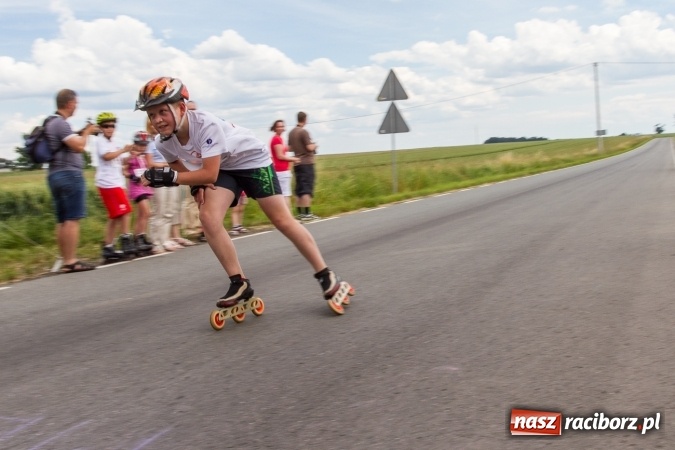 Zdjęcie w galerii na portalu naszraciborz.pl: VI Ogólnopolski Bieg na Łyżworolkach w Modzurowie wiadomości z regionu