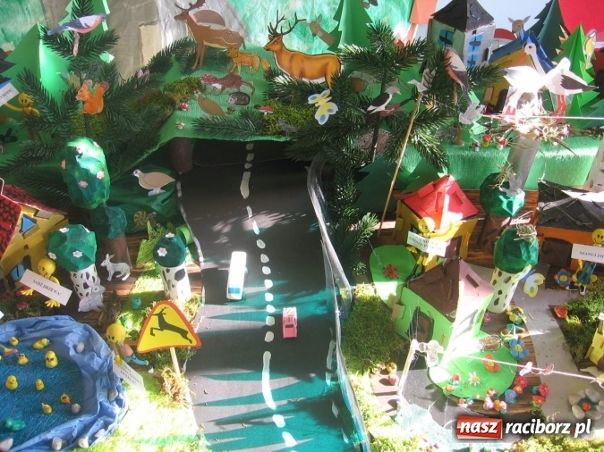 Zdjęcie w galerii na portalu naszraciborz.pl: Tysiąc prac w konkursie, dwa pierwsze miejsca dla Nędzy! wiadomości z regionu