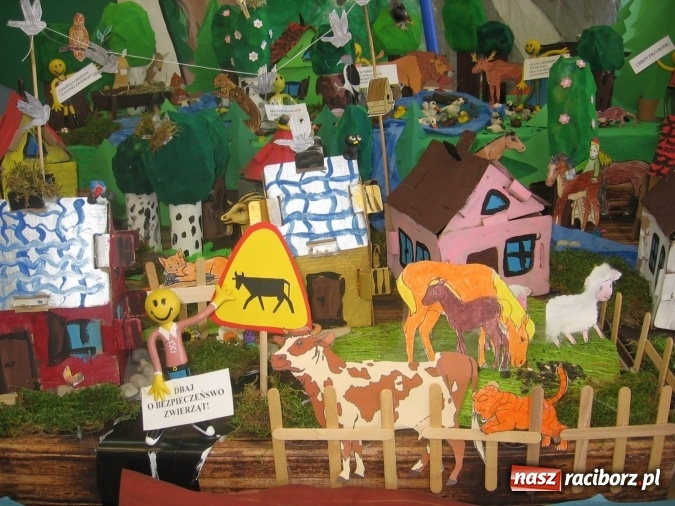 Zdjęcie w galerii na portalu naszraciborz.pl: Tysiąc prac w konkursie, dwa pierwsze miejsca dla Nędzy! wiadomości z regionu