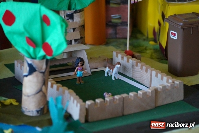 Zdjęcie w galerii na portalu naszraciborz.pl: Tysiąc prac w konkursie, dwa pierwsze miejsca dla Nędzy! wiadomości z regionu